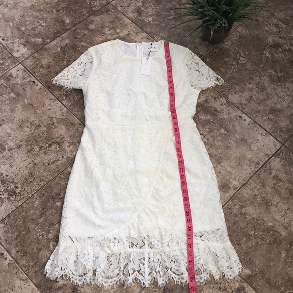 🆕 Sugar+LipS Lace dress - Picture 4 of 8